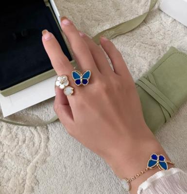 Clover Ring 13