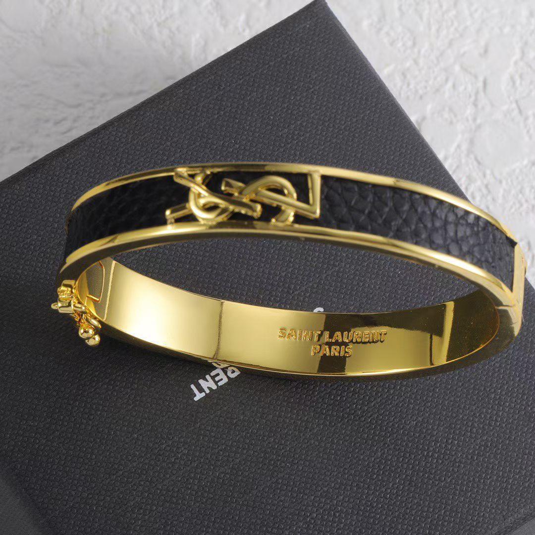 Logo Bangle 01